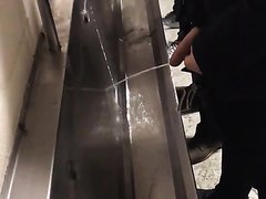 HOT HUGE GUYS AT URINAL