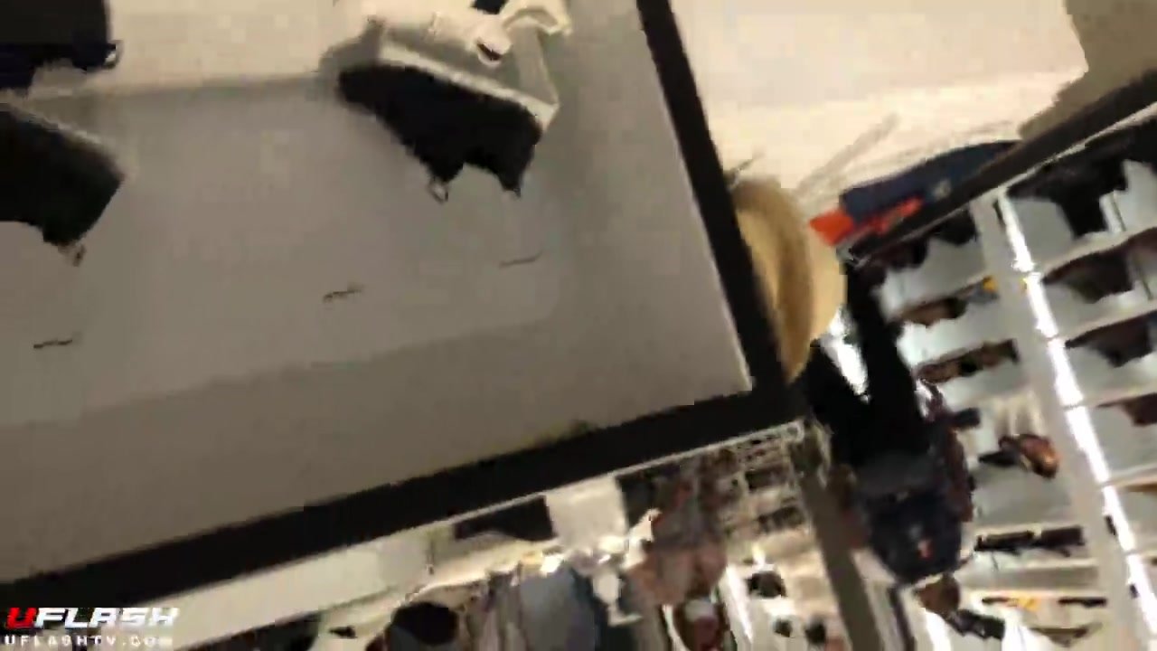Groping a huge ass - ThisVid.com