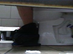 Pooping 6 - video 2