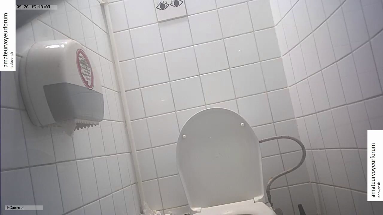 VOYEUR TOILET STUDENT 98 - ThisVid.com