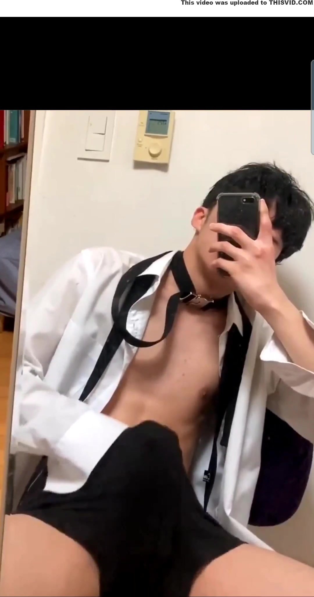 Korean boy jerking off - video 2 - ThisVid.com