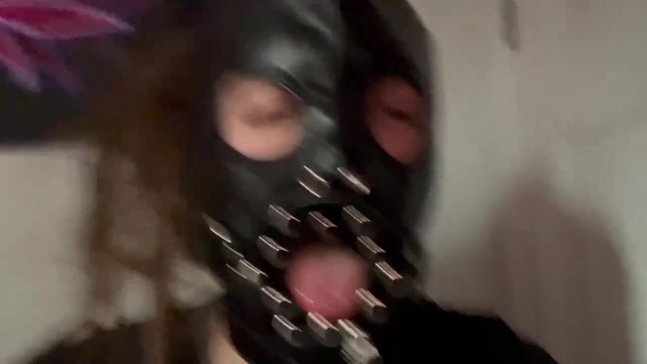 Sissy slave - video 2 - ThisVid.com in italiano