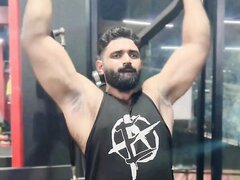Showing your armpits at the gym #2