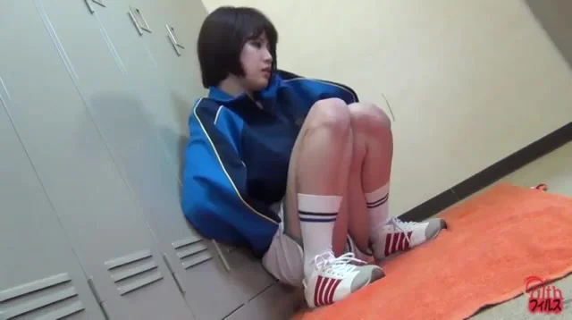 Japanese Schoolgirl Piss