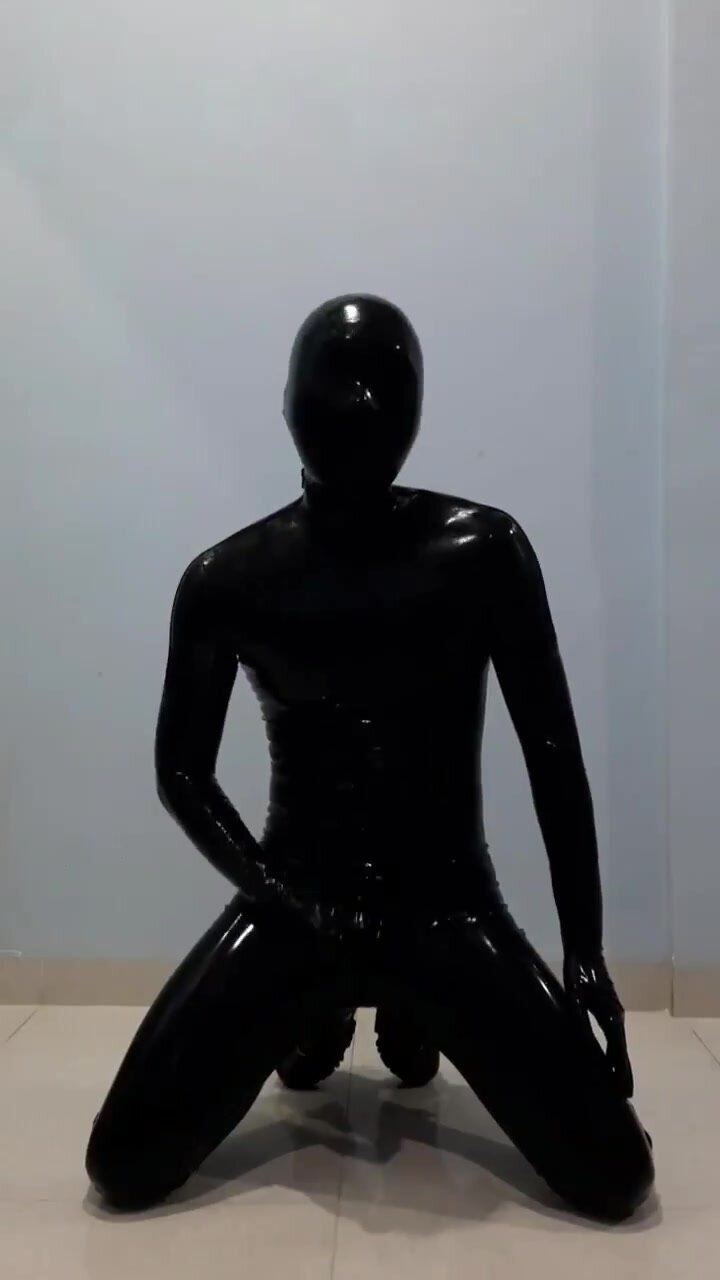 Cum in full rubber latex - ThisVid.com