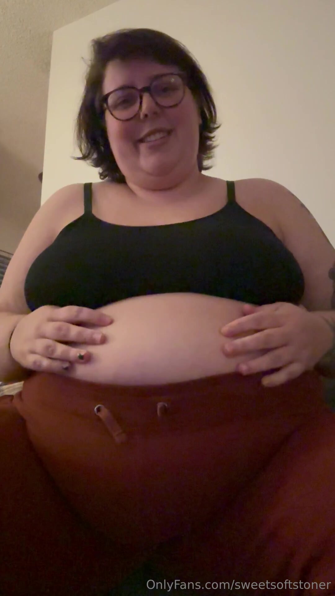 Sweetsoftstoner outgrown sweatpants - ThisVid.com