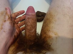 Smeared bush and big cumshot!