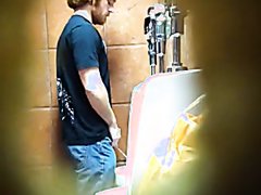 HOT MEN PISSING AT THE URINAL77