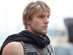 hot actor playing thor stroking