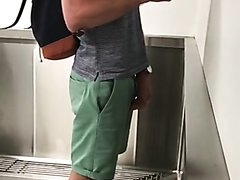 HOT MEN PISSING AT THE URINAL 557