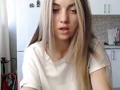 Stunning Russian cam girl shows everything