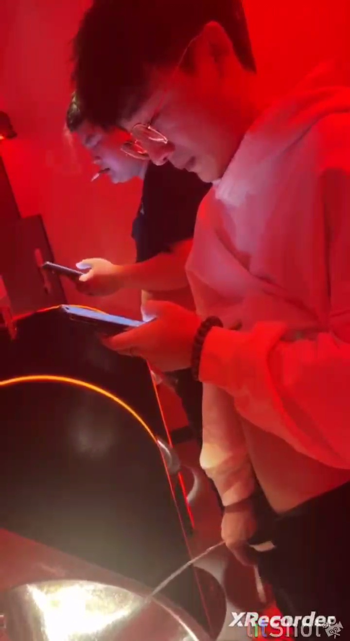 Spy Urinal, Cute Chinese with Cute Dicks Dick - ThisVid.com