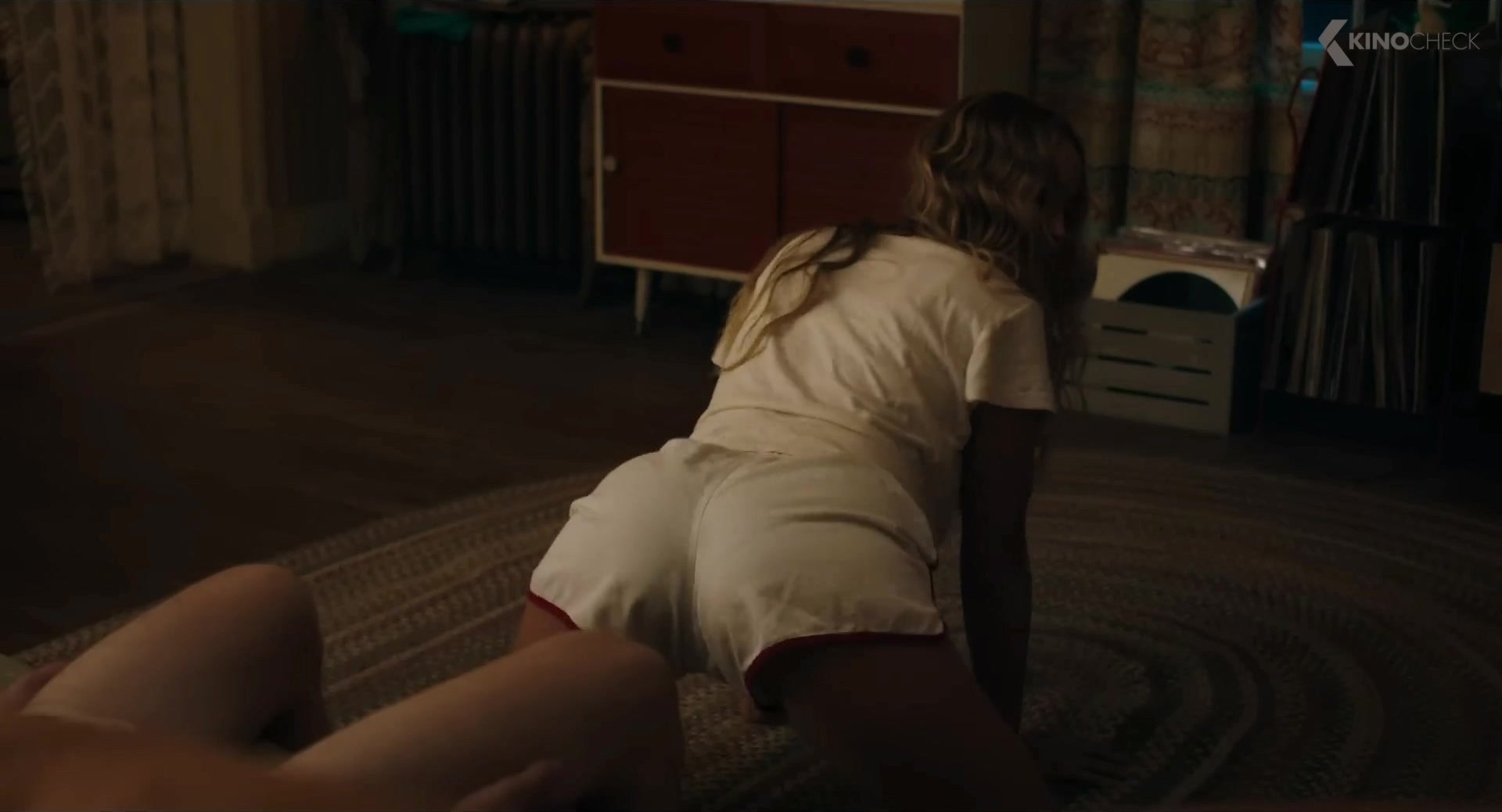 Jennifer Lawrence lapdance - ThisVid.com