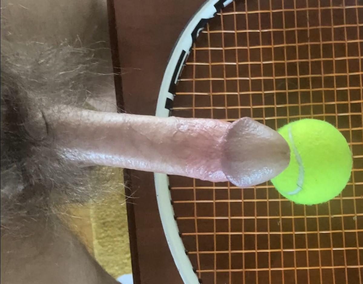 Cumming on a tennis ball - ThisVid.com