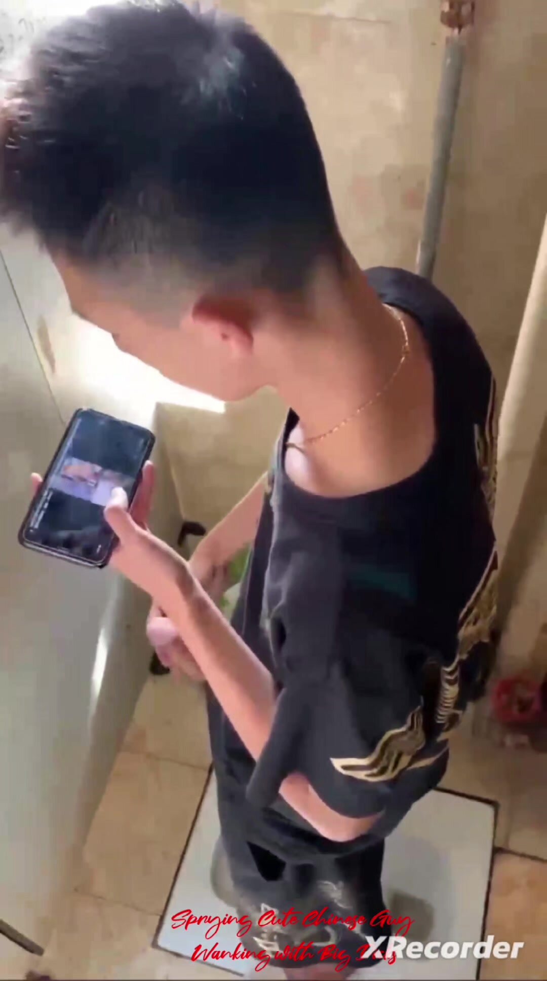 Sprying Cute Chinese Guys Wanking with Big Dicks - ThisVid.com