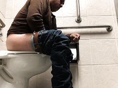 Daddy with nice boots and a nice ass