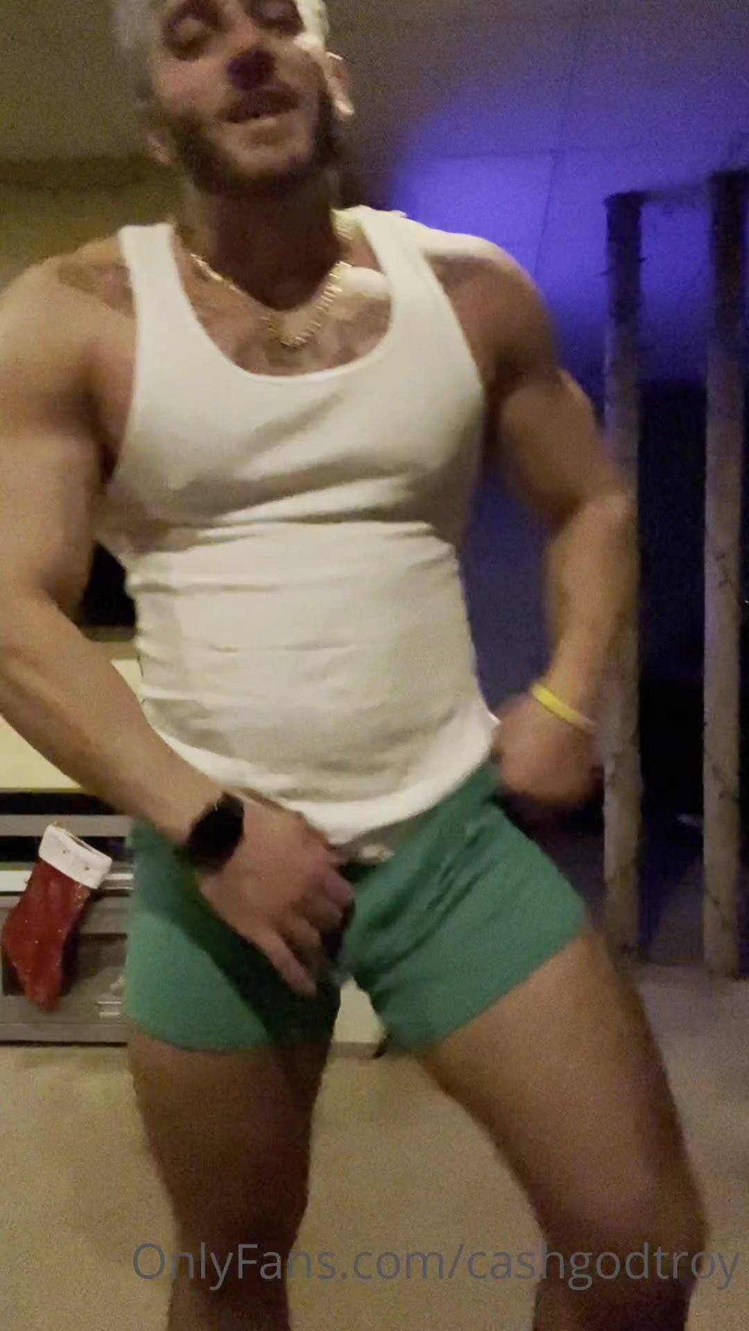 Str8 master faggot cuck roleplay - ThisVid.com
