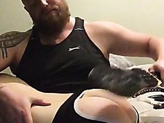 Muscle dude spanks twink