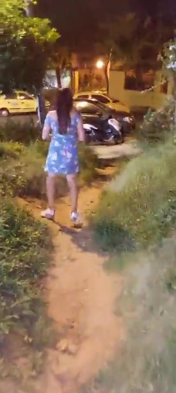Public scat eating - ThisVid.com
