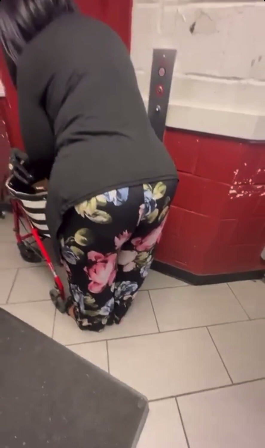 Granny ass smacking and groping - ThisVid.com