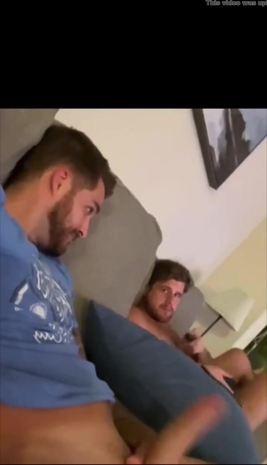 Broderagem entre amigos - video 2 - ThisVid.com