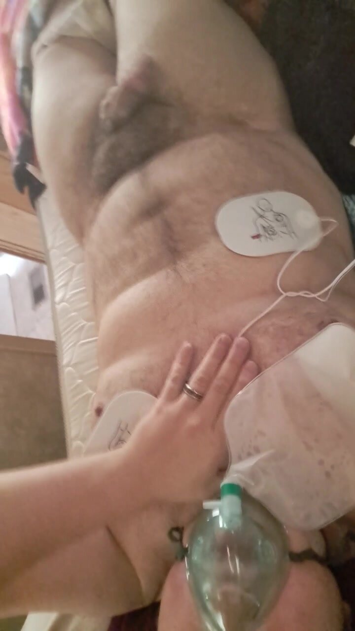 Male defib naked - ThisVid.com
