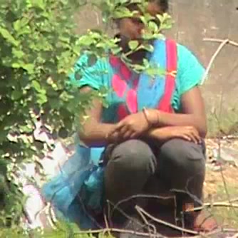 India outdoors Pissing ThisVid