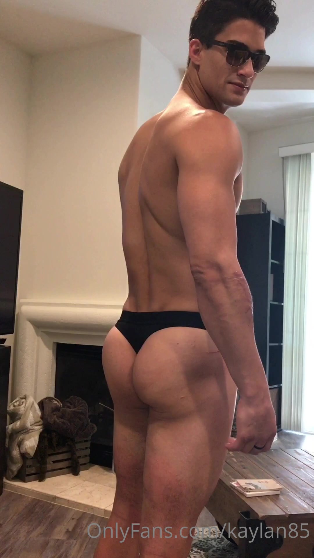 Kaylan - ThisVid.com