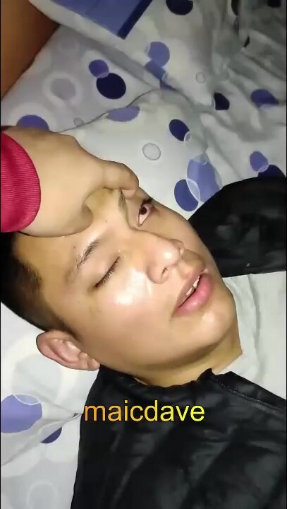 Straight Latino / Asleep / Snoring : DRUNK AND GROPED - ThisVid.com