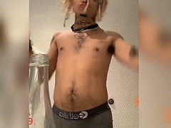 Rapper lil Pump showing dick print on IG story