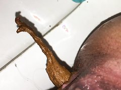 POOP MORNING GIRL TOILET (1)