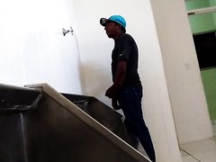 ★ URINAL SPY ★