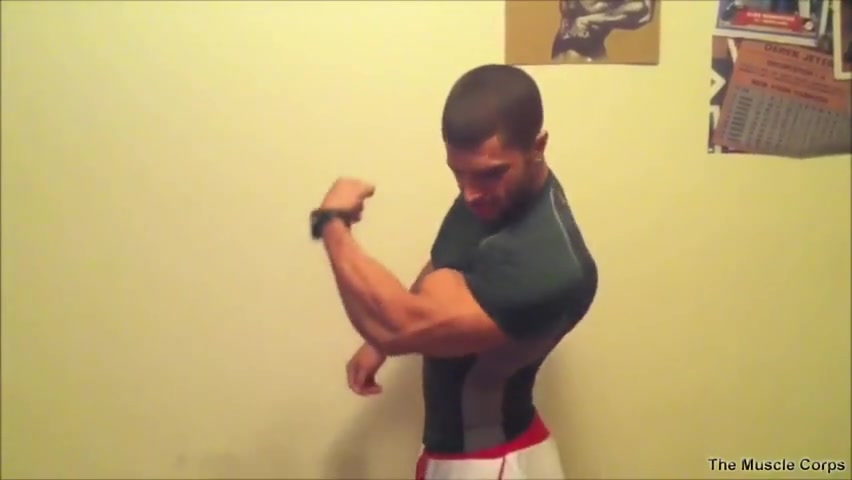 852px x 480px - Hot guy flexes in tight shirt - ThisVid.com