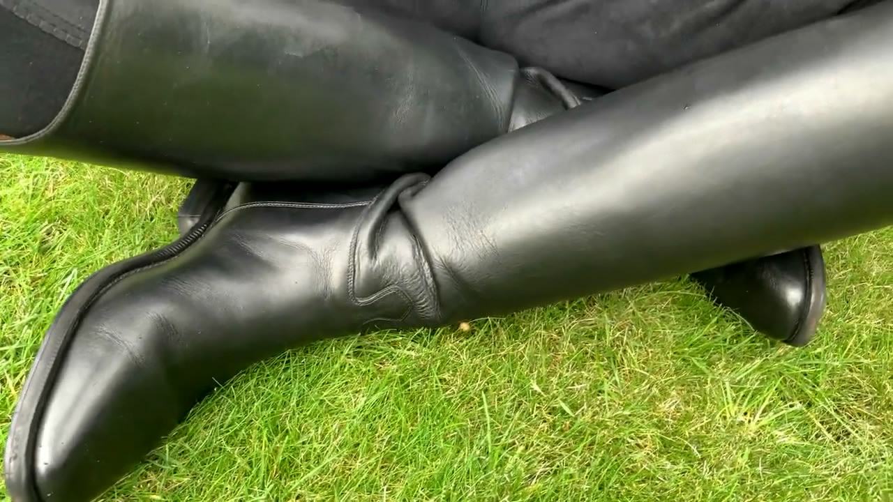 Riding Boots - Tasty black Petrie riding boots Anky Elegance! - ThisVid.com