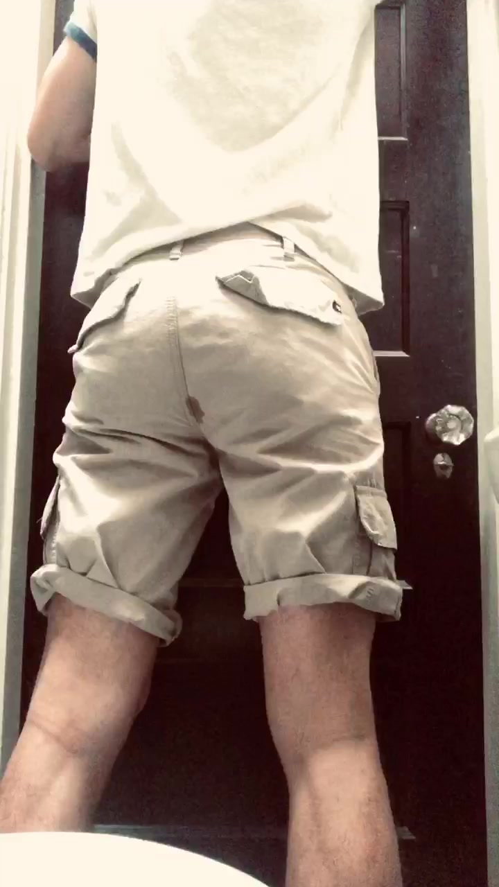 Gay Fuck In Cargo Shorts - Crapped Myself - ThisVid.com