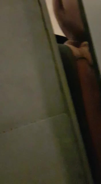 Spy toilet - video 149 - ThisVid.com