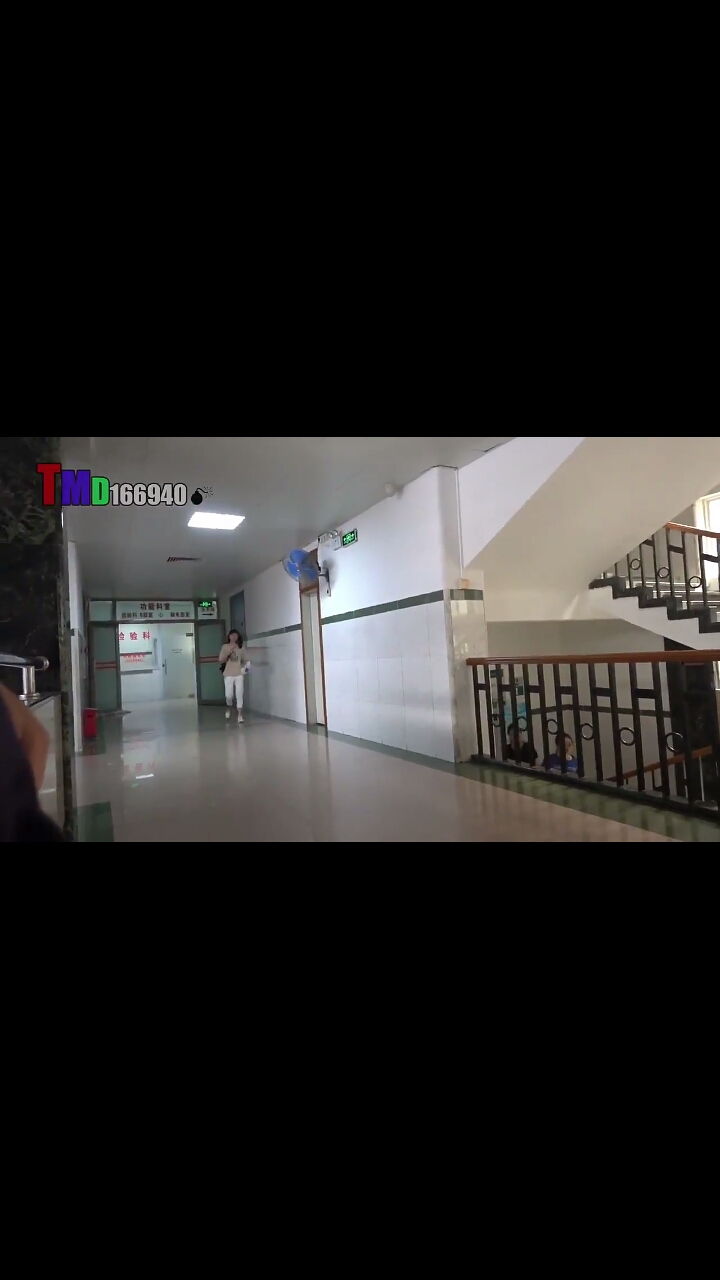 China Toilet Spycam #25 - ThisVid.com
