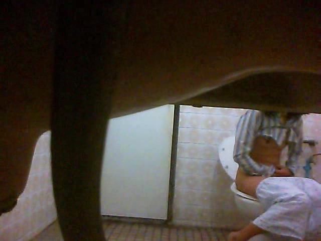 Thai Girl Toilet Masturbation Voyeur - ThisVid.com