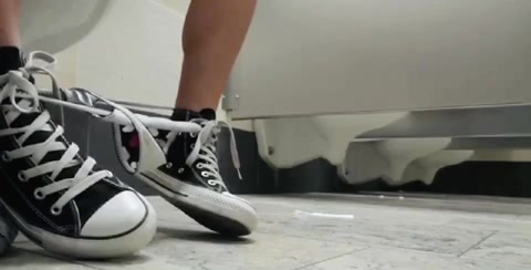 480px x 244px - Pooping in converses - ThisVid.com