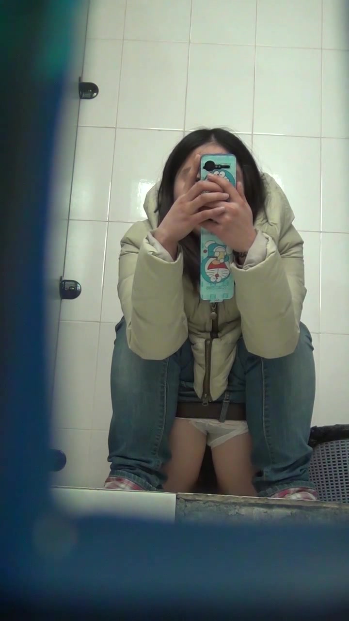 China shopping mall toilet voyeur - video 8