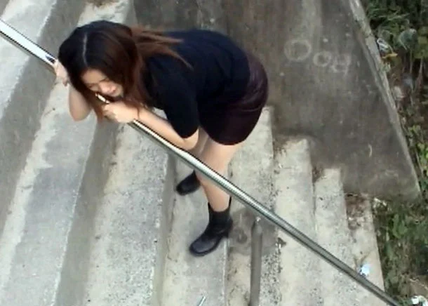 610px x 436px - Asian girl wetting her pants in public - pissing porn at ...