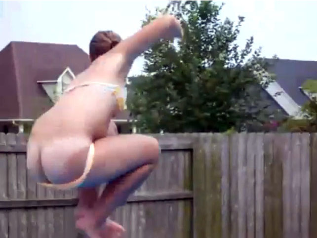Naked jumper of the neighborhood
