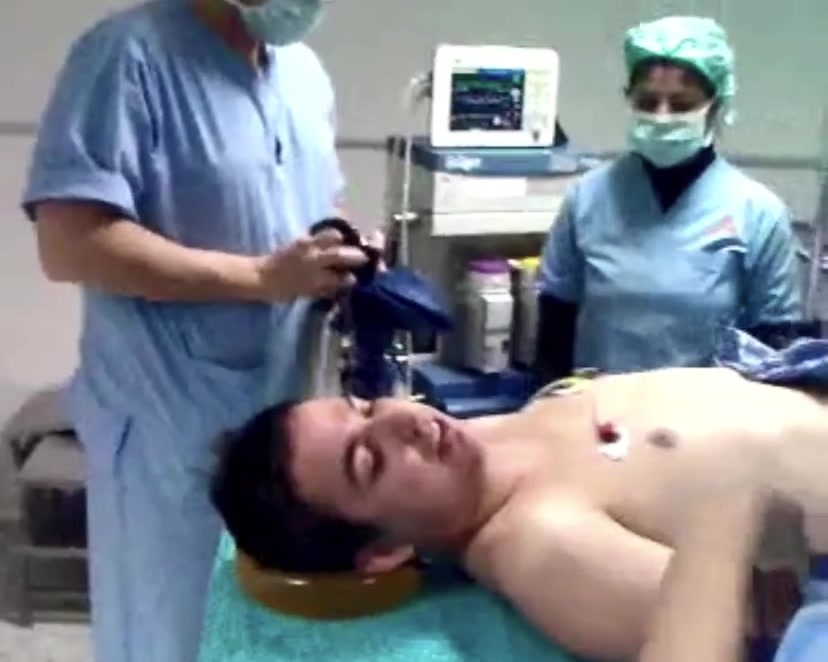 Young guy knockout with anesthesia - ThisVid.com