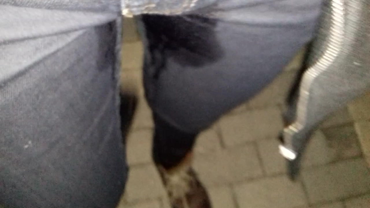 pissing my ultra skinny jeans