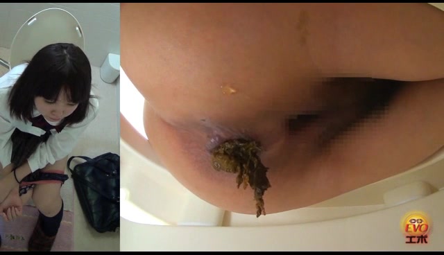 Nice view from a toilet hidden camera - video 2 - ThisVid.com