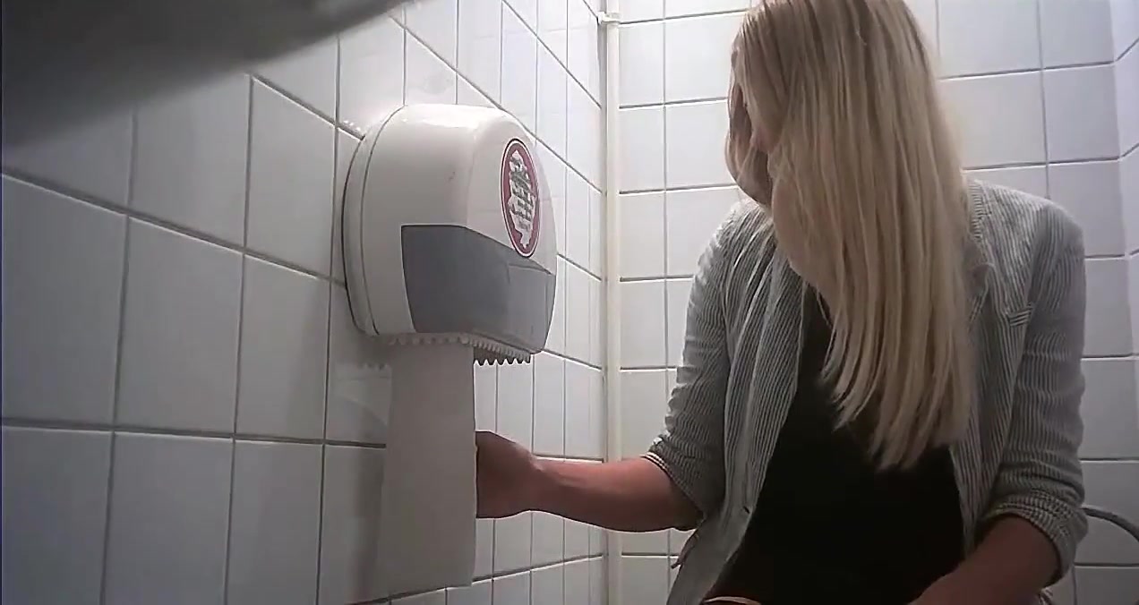 Порно Русские Студентов Туалет