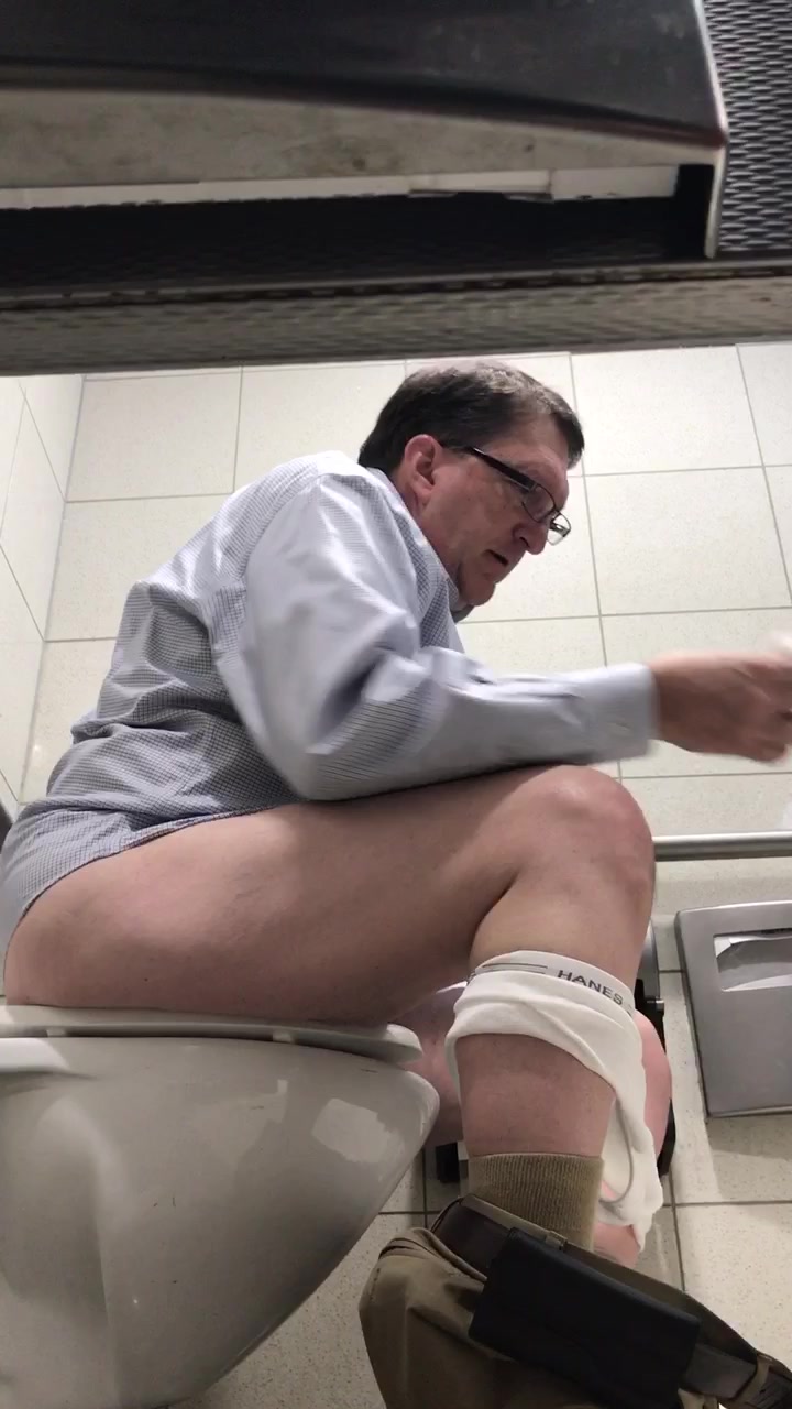 voyeur older men toilet hidden cam