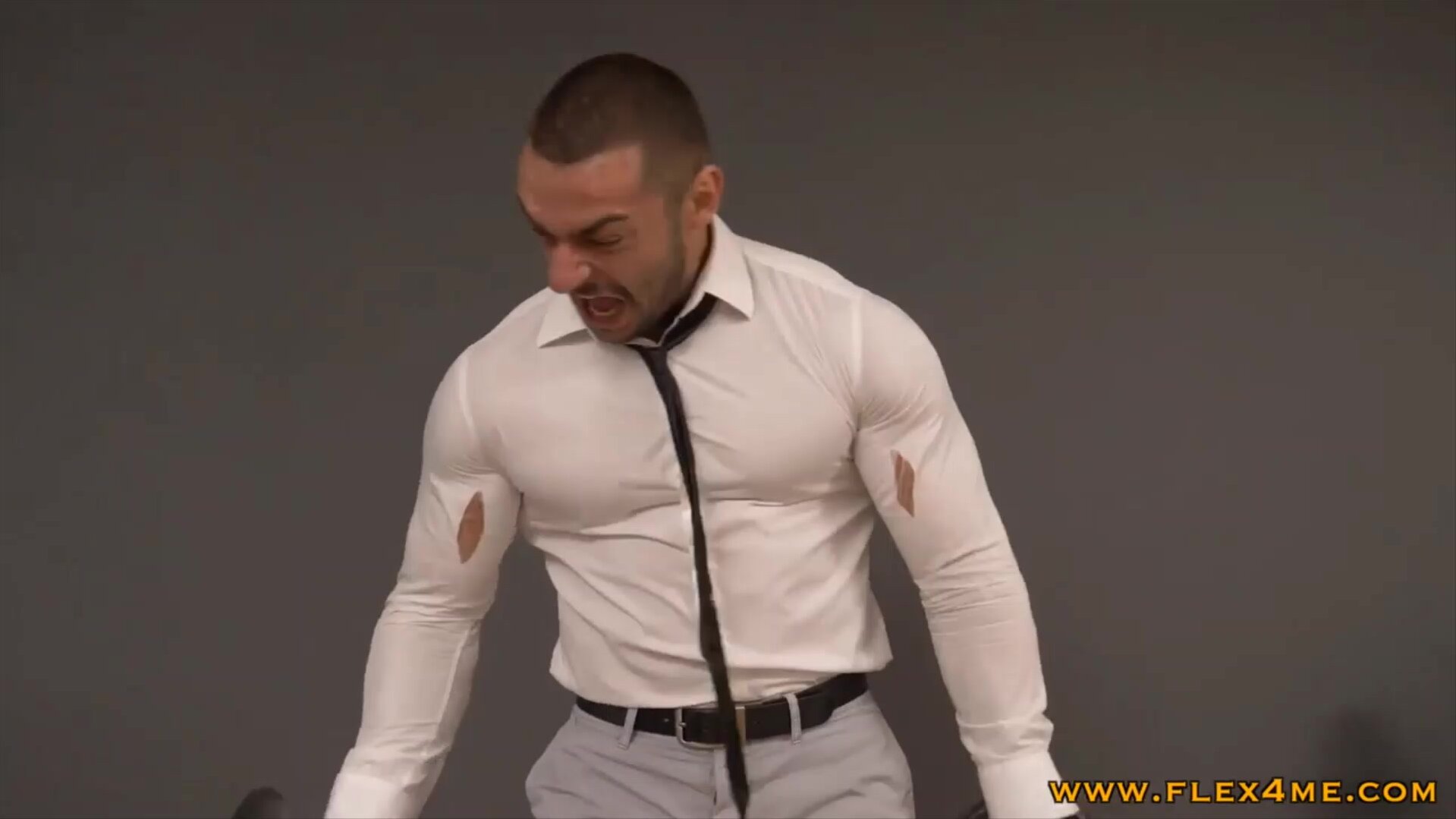 Ripped T Shirt - Straight Muscles / Ripped / Fetish : Hulking Out And White Shirt Wasted -  ThisVid.com