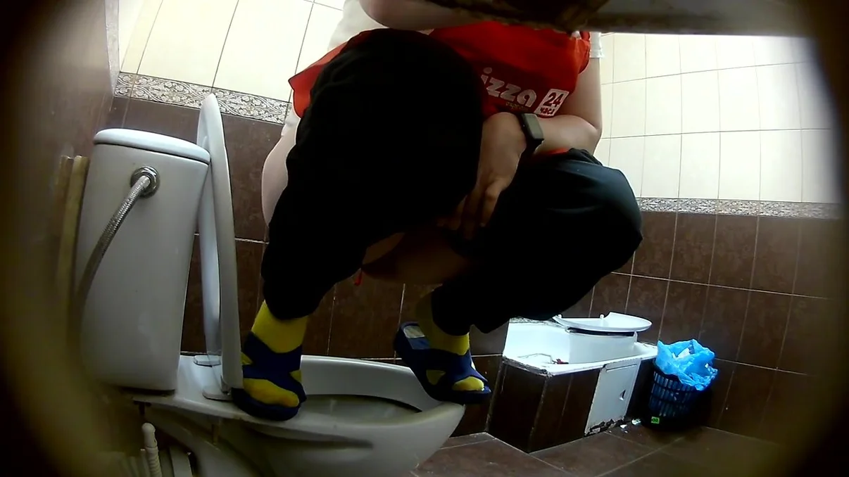 Pooping Thisvid