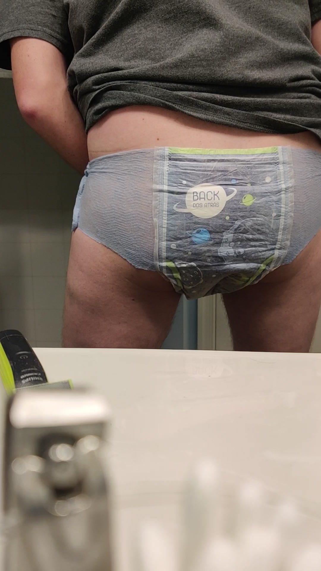 Messing my goodnites pull up diaper - ThisVid.com